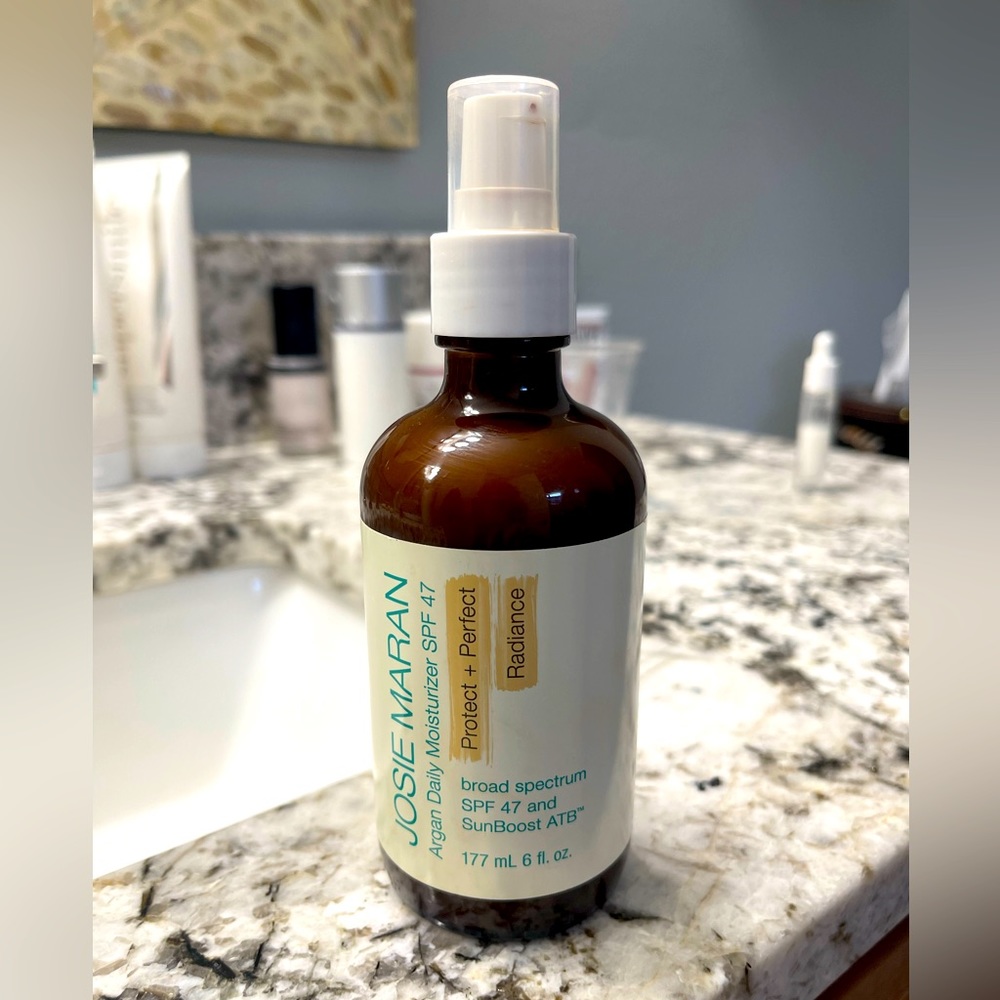JOSIE MARAN PROTECT AND PERFECT RADIANCE—6 OZ